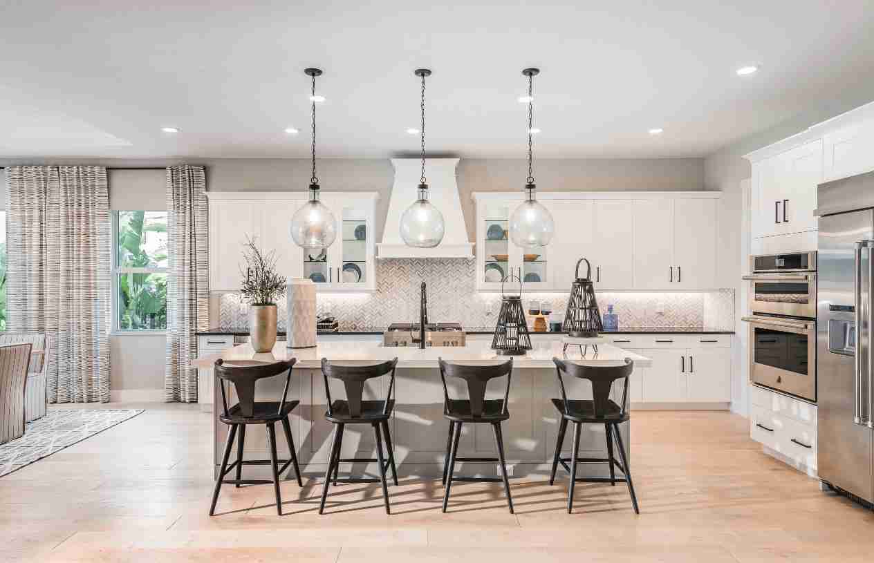 Beautiful Avenir Homes: Palm Beach Gardens Real Estate