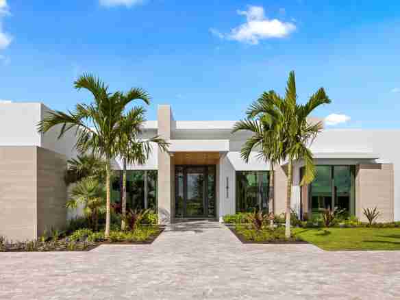 portrushpanthernationalcustomestatestouravenir