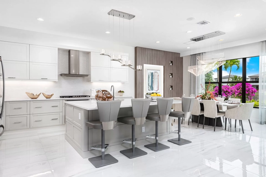 Explore Luxury Living with Apex GL Homes' Pinnacle Collection at Avenir