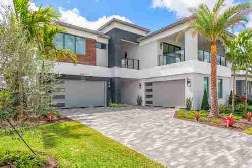 Discover Luxurious Living at Apex by GL Homes in Avenir, Florida
